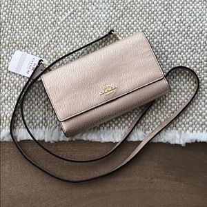 Coach Crossbody Large Wallet w/Phone Slot NWT 🌻